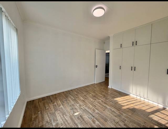 2 BEDROOM TOWNHOUSE FOR SALE IN JEFFREYS BAY CENTRAL